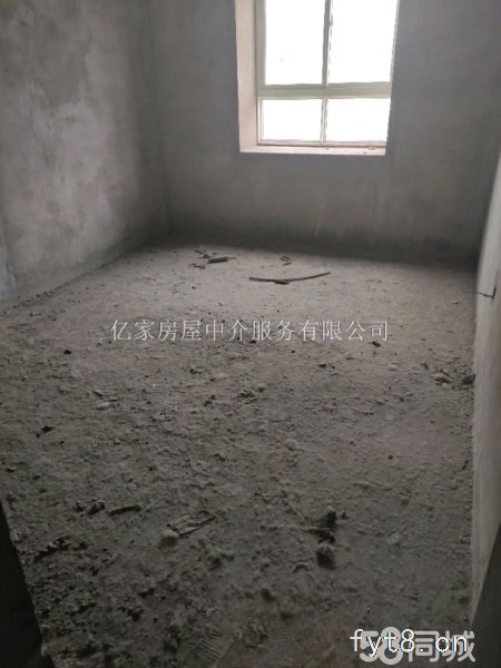 西大闸 滨河蓝湾2室出售,从未住有钥匙,产证齐全